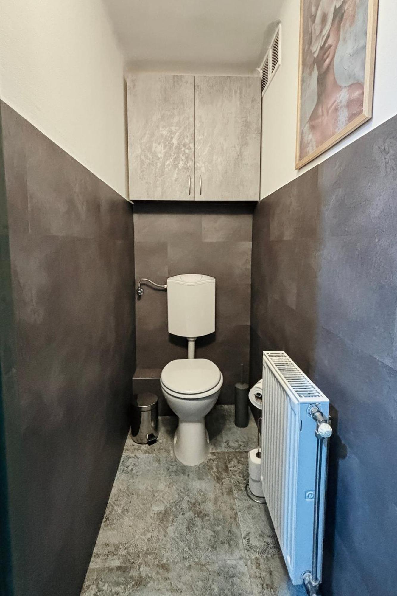 Apartment Middle Of The 2 *